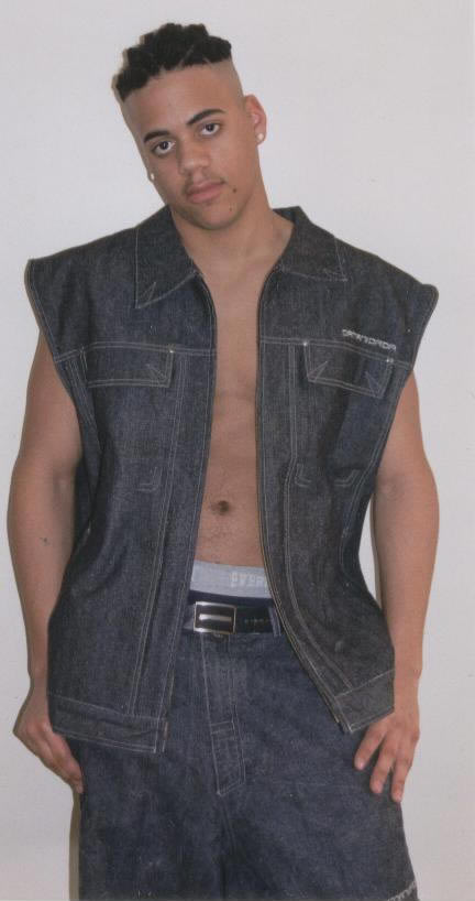 Aaron - 2001 